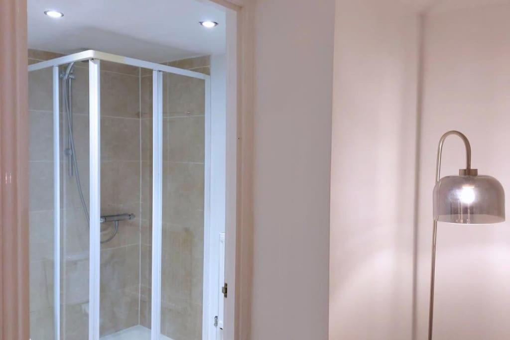 2 Bedroom City Centre Duplex Apt Preston  Kültér fotó