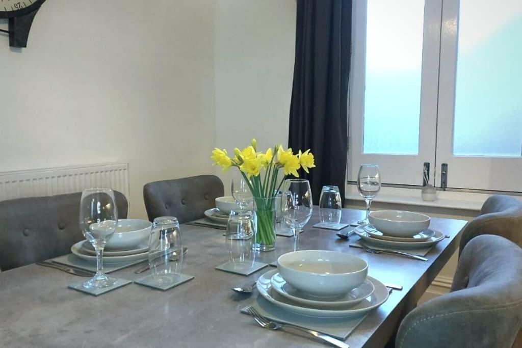 2 Bedroom City Centre Duplex Apt Preston  Kültér fotó