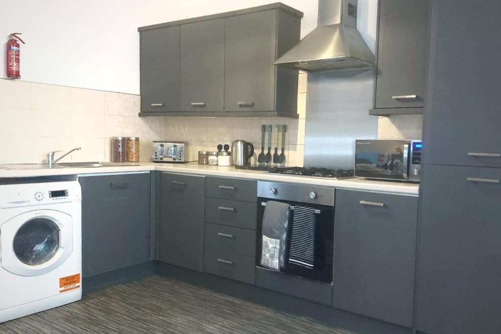 2 Bedroom City Centre Duplex Apt Preston  Kültér fotó